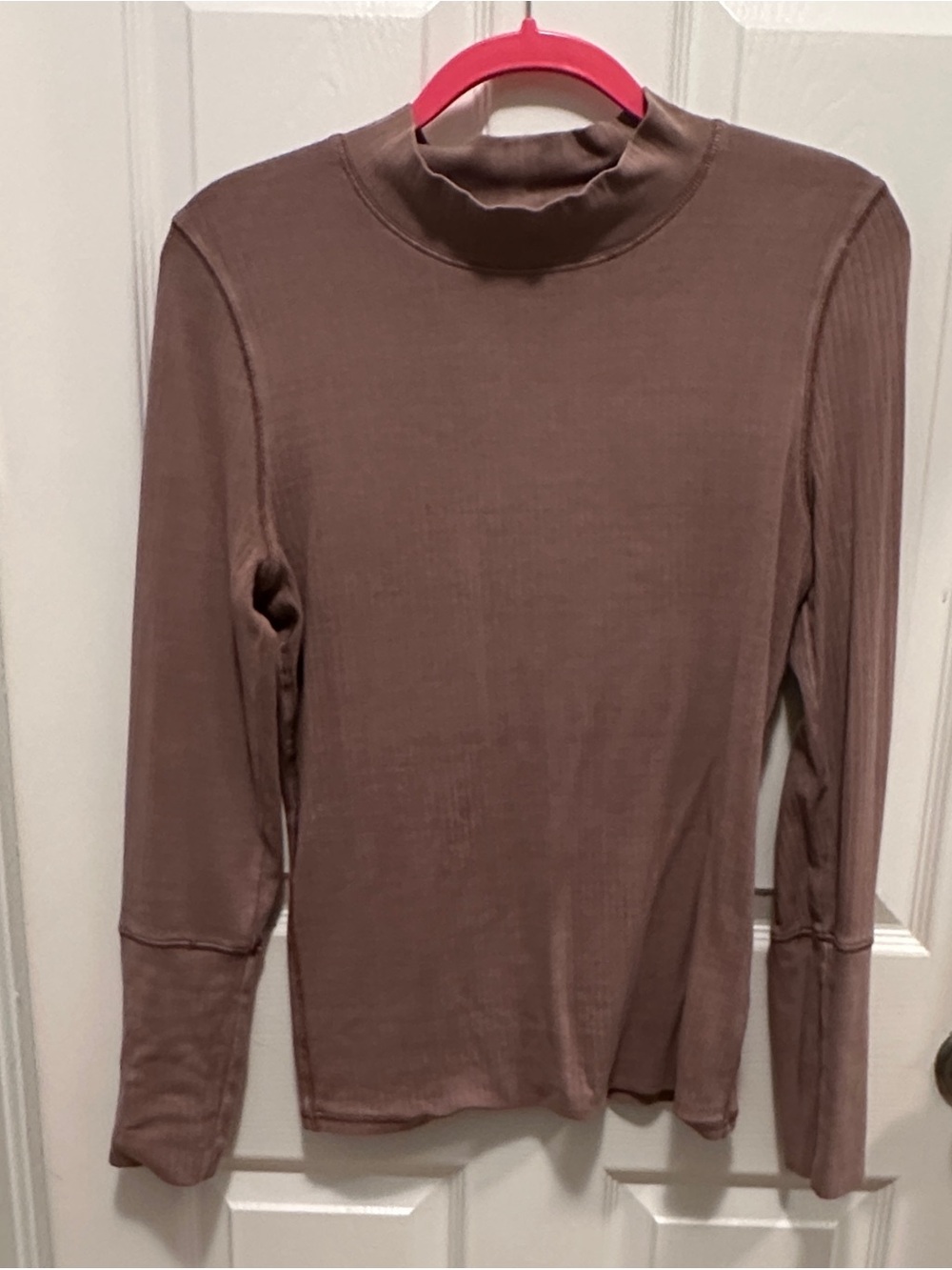 Free People Ricki Long Sleeve Ribbed Mock Neck Top Fitted Taupe Sz XL - Picture 2 of 5